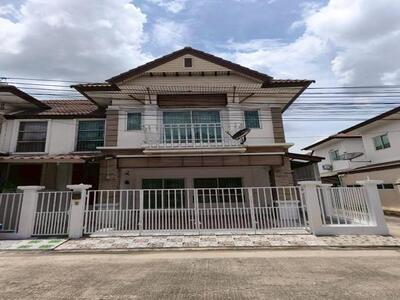 ให้เช่าทาวน์โฮม 2 ชั้น 130 ตร.ม. เดอะทาวน์ พหลโยธิน-เพิ่มสิน1 หลั
