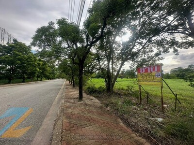 ขายที่ดินสวย 461 วา   หมู่บ้านเลควูด-บางนา  อยู่ใกล้ซอยหมู่บ้านเล