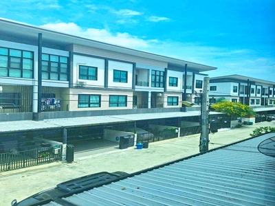 MRT ศรีเทพา ทาวน์โฮม 3ชั้น แจส เออร์เบิน ศรีนครินทร์ สุขุมวิท113