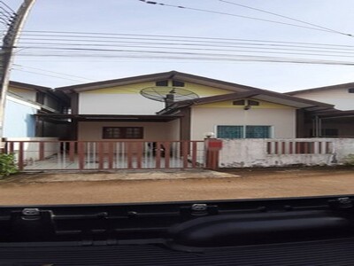 ขายบ้านเดี่ยวมือสองปลวกแดง  โครงการรุ้งสีทอง ระยอง