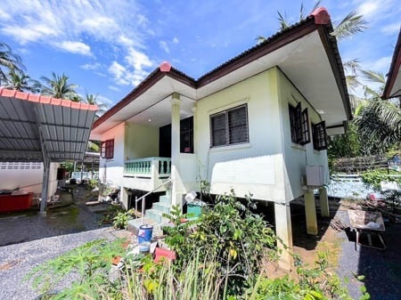 House For Rent  2 Bedroom Available With Furniture Zone Hau Tanon Koh Samui