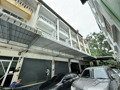 ให้เช่าถูกที่สุด 2คูหา อาคาร 3ชั้น 5จดทะเบียนได้ MRT บางแค 1.2กม.