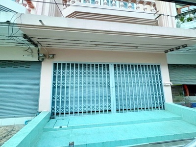 ให้เช่าอาคารพาณิชย์ 3.5 ชั้น สวนเสรีไทย เสรีไทย 28-36 MRTสัมมากร 