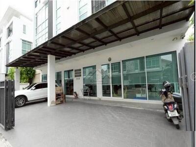 P2191 ให้เช่า ขาย สำนักงาน โครงการบิซ แกลเลอเรีย นวลจันทร์ 26