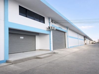 ถูกที่สุดในโลก ตรม.ละ 75 ตรม 6 นอน  วัดโพธิ์แจ้ 300 ม. ติดถนนเอกช