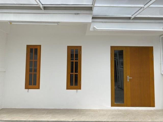 KF16 For Sale ทาวน์เฮ้าส์  หลังมุม รี​โนเวท​ใหม่​ ซอยพหลโยธิน​35  ใกล้BTSรัชโยธิน