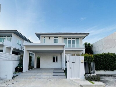 ขายหรือให้เช่าบ้านเดี่ยว2ชั้น โครงการ มัณฑนาบางนา-วงแหวน 