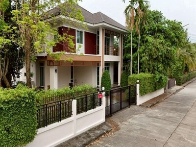 บ้านเดี่ยวสุดหรู หลังใหญ่ ฟังก์ชั่นครบ สันผีเสื้อ   
