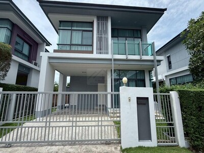 ให้เช่าบ้านเดี่ยว 2 ชั้น 53 ตรว. 3 ห้องนอน เศรษฐสิริ กรุงเทพกรีฑา