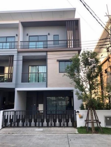  ให้เช่าทาวน์โฮม 3ชั้น ธนาคลัสเตอร์ เวสต์เกต มี4ห้องนอน 4ห้องน้ำ ใกล้Central Plaza Westgate 