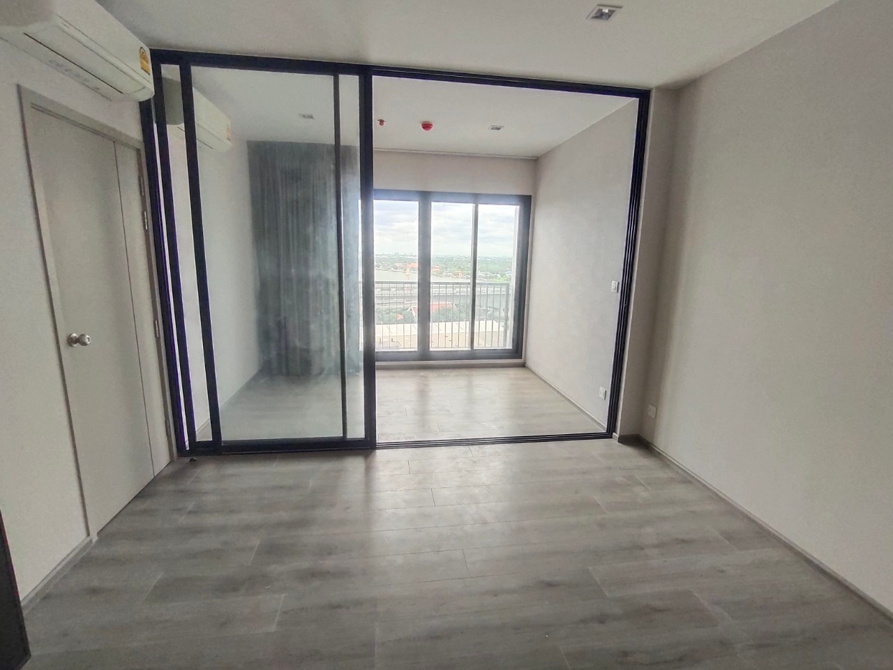 *ขายห้องสวย* พร้อมอยุ่ The Politan Rive เดอะ โพลิแทน รีฟ