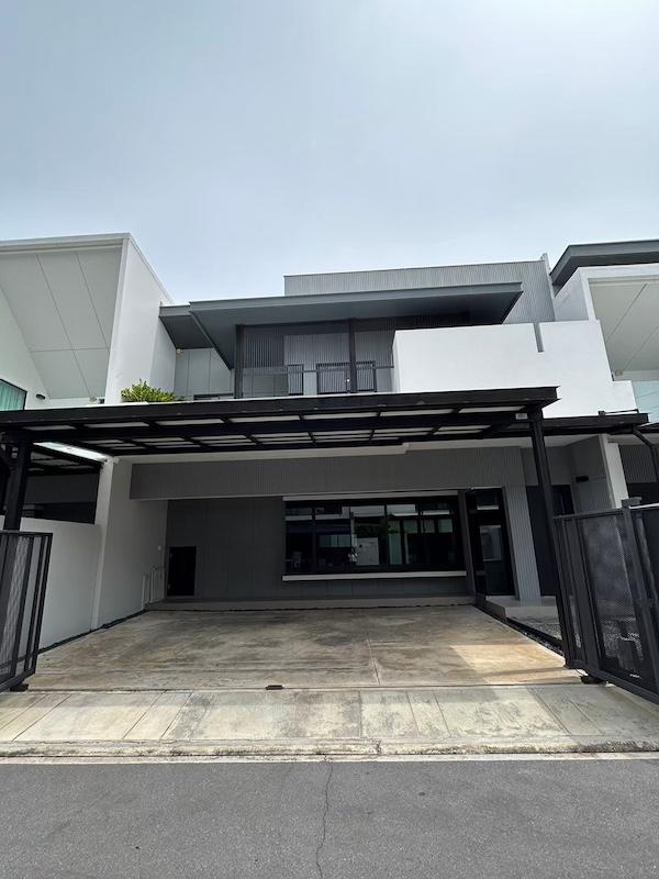 EPL-HS1323 ขายบ้านโครงการ VIVE บางนา กม. 7 ทาวน์โฮม 2 ชั้น ขนาดที่ดิน 40 ตรว. พื้นที่ใช้สอย 225 ตรม 3 ห้องนอน, 4 ห้องน้ำ ที่จอดรถ 3 คัน 