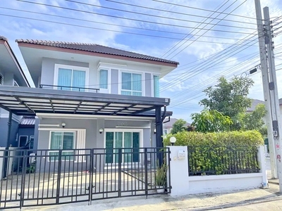 ถ.มิตรไมตรี  MRTสุวินทวงศ์ ใหญ่มาก เช่าบ้าน 2 ชั้น หลังริม 45 ตร.