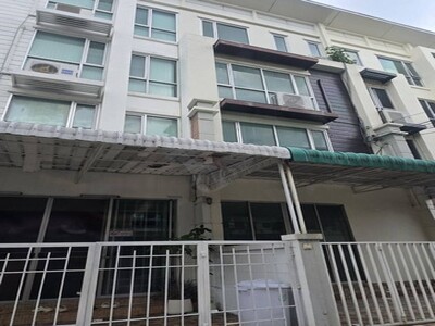 อาคารพาณิชย์4ชั้น ให้เช่า โครงการ RK Office Park ร่มเกล้า ลาดกระบ