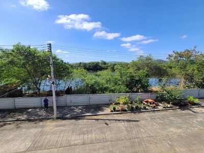 ที่ดินปากช่องคันทรีแลนด์ 100 ตร.วา หัวมุม ที่ดินสวย ทำเลดี