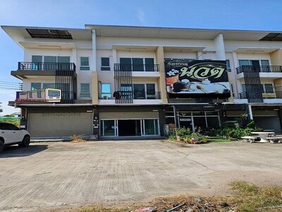 ขาย อาคารพาณิชย์ 3 ชั้น ศรีราชา เหมาะลงทุนปล่อยเช่าต่อ ขาย อาคารพาณิชย์ 3 ชั้น ศรีราชา เหมาะลงทุนปล่อยเช่าต่อ